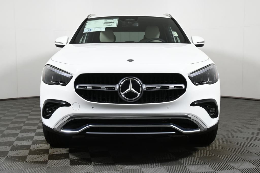 2025 Mercedes-Benz GLA 250 4MATIC 9