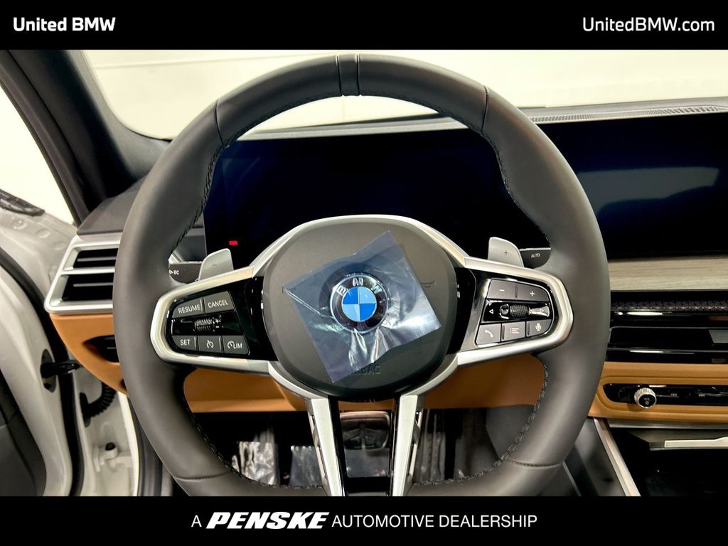2025 BMW 3 Series 330i 14