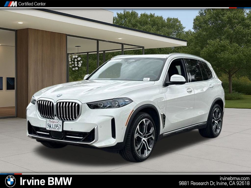 Alpine White 2026 BMW X5 SUV / Crossover All-Wheel Drive 8-Speed Automatic