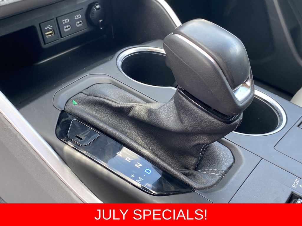 Used 2023 Toyota Highlander SUV