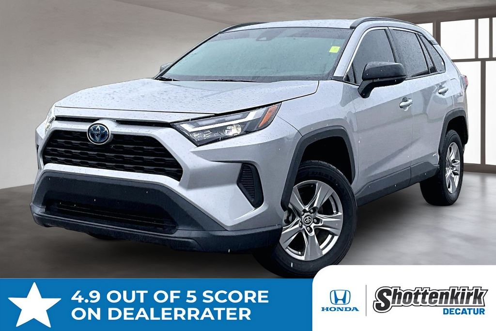 2024 Toyota RAV4 Hybrid LE AWD's photo