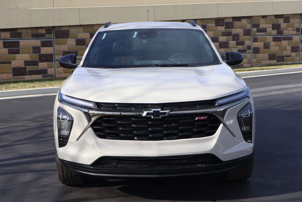 Thumbnail: 2026 Chevrolet Trax - 2