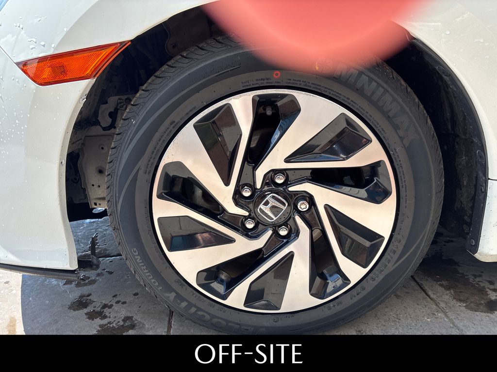 Used 2017 White Honda LX image 9