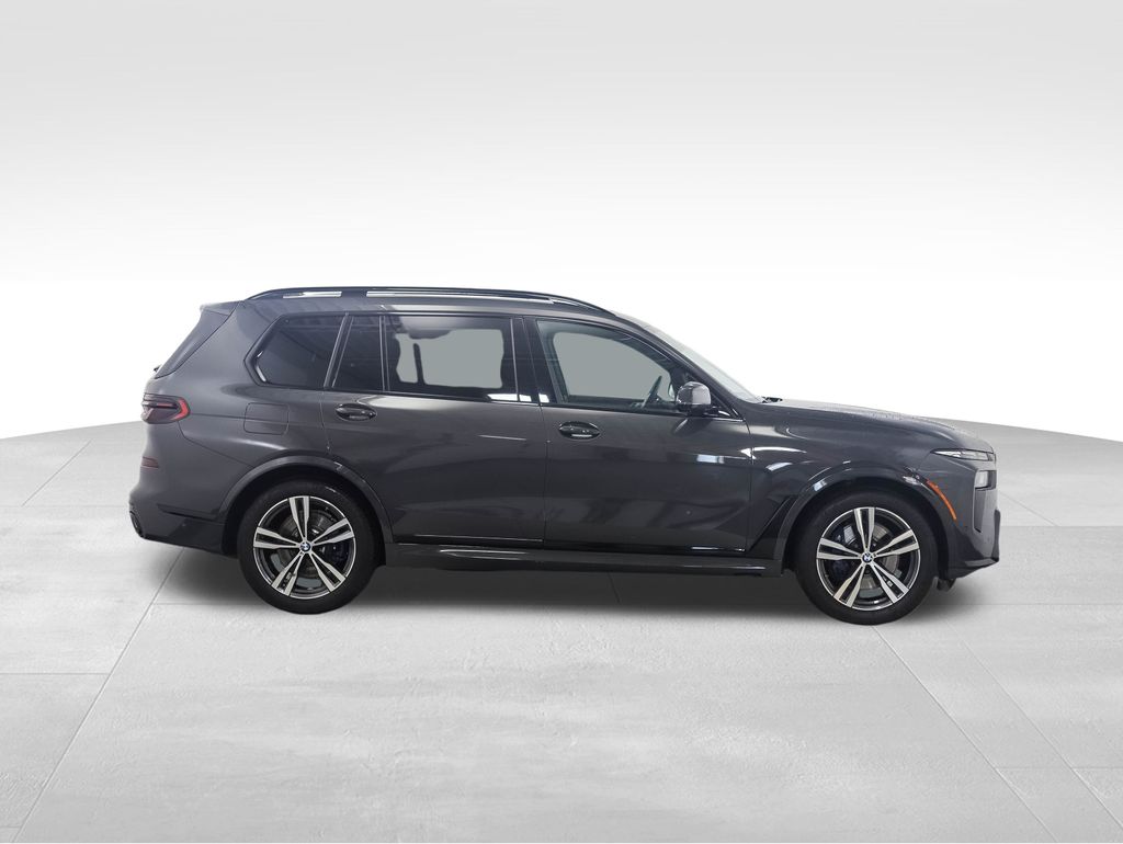 Thumbnail: 2024 BMW X7 - 6