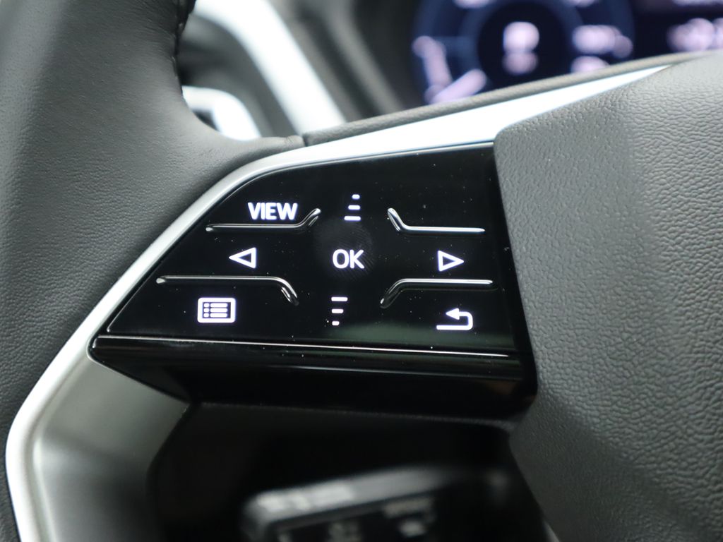 2025 Audi Q4 e-tron  12