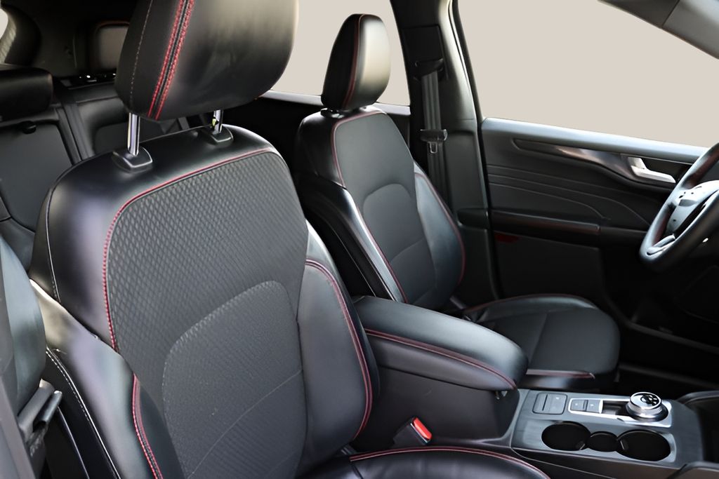 Used Car 2025 Ford Escape  St-line For Sale Under $25,000 In Austin, Texas