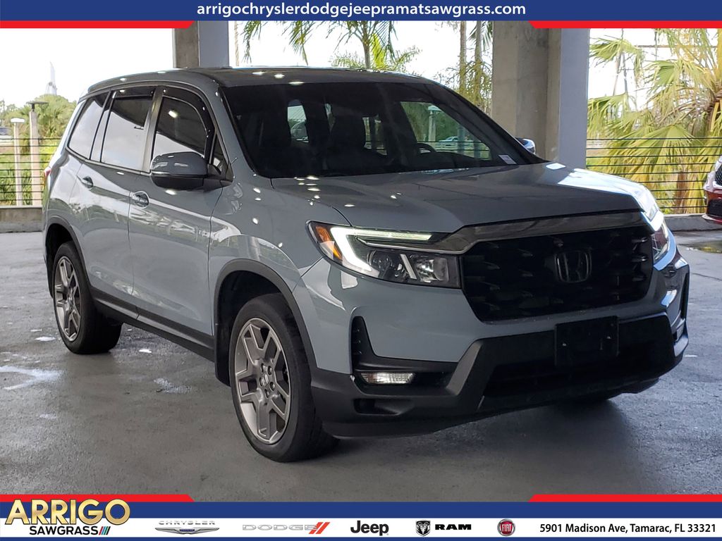2023 Honda Passport media 1