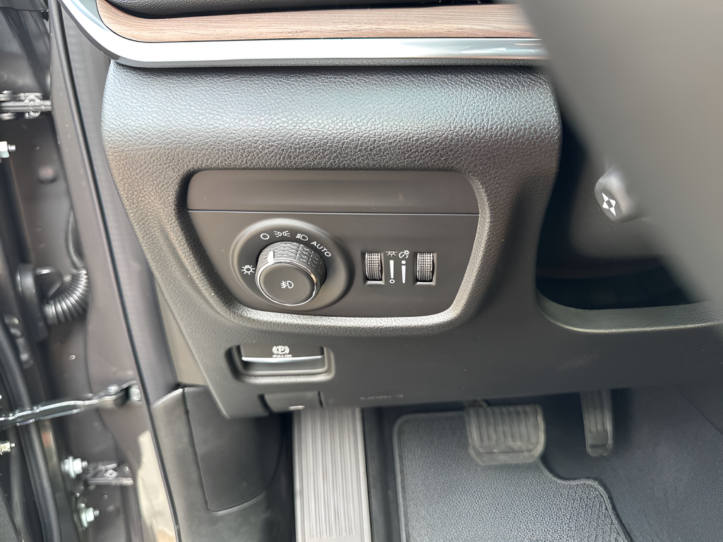 New Car 2025 Jeep Grand Cherokee  Summit For Sale Under $60,000 In Austin, Texas