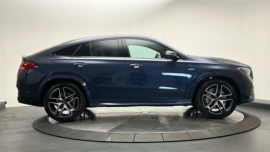 2025 Mercedes-Benz GLE 53 AMG 8