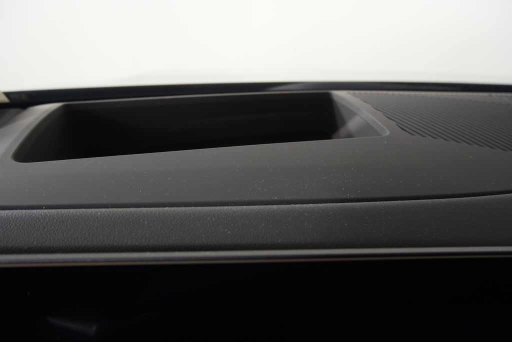 2025 BMW 5 Series 530i 24