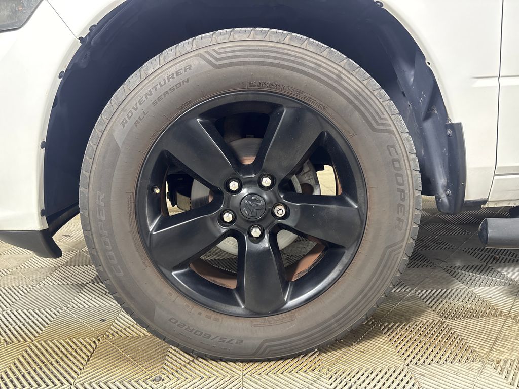 Certified Used 2018 White Ram Express image 13