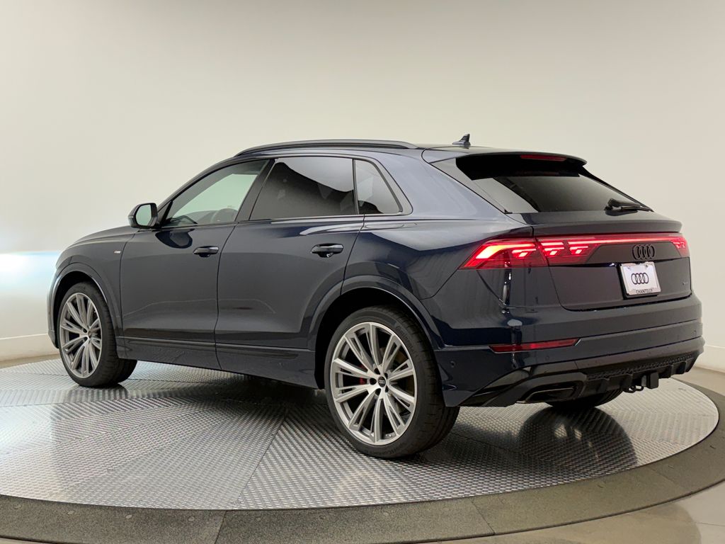 Thumbnail: 2026 Audi Q8 - 5