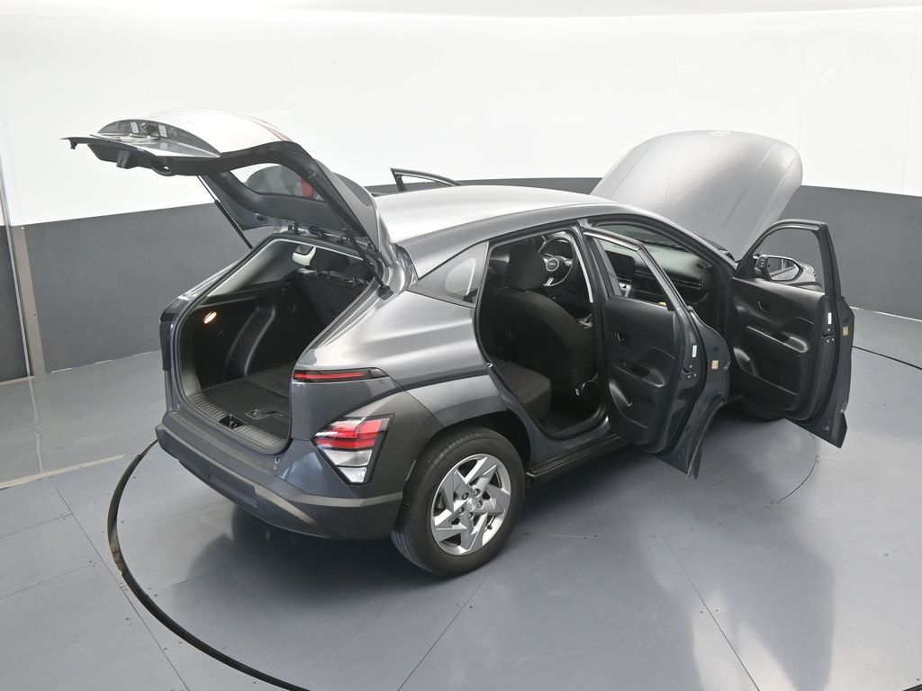 Used 2024 Ecotronic Gray Pearl Hyundai SE image 70