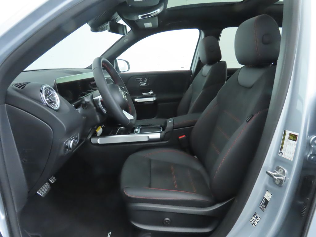 Thumbnail: 2026 Mercedes-Benz GLB - 20