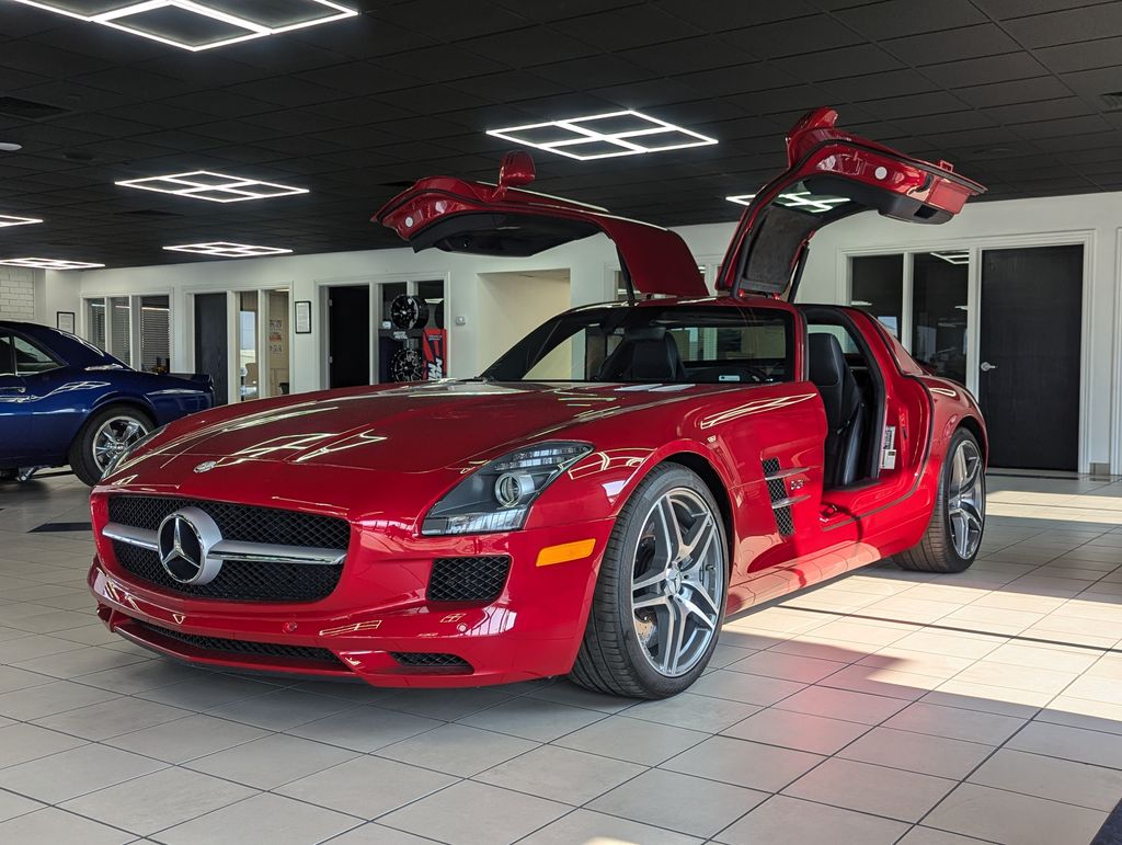 2011 Mercedes-Benz SLS AMG Base 17