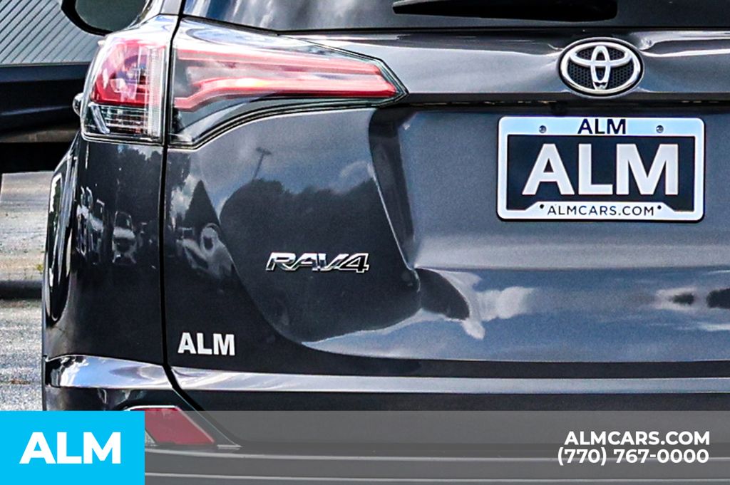 Used 2017 Gray Toyota LE image 13