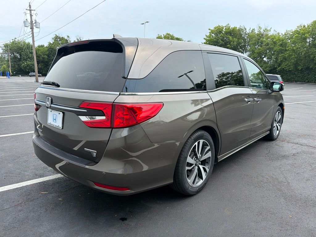 Thumbnail: 2022 Honda Odyssey - 5