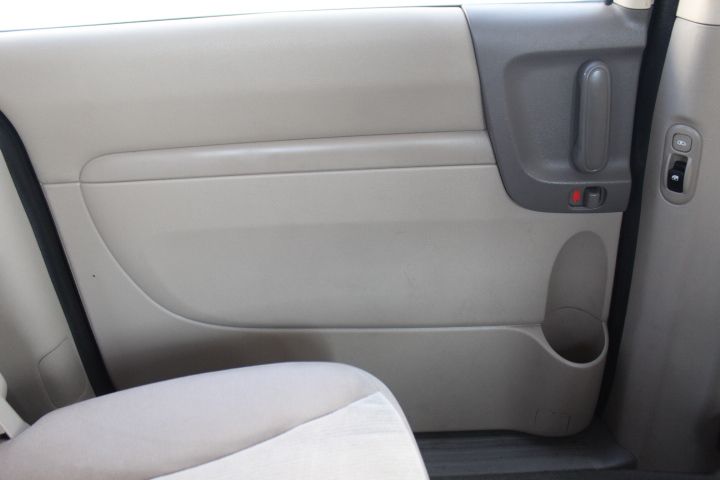 Used Car 2012 Kia Sedona  Lx For Sale Under $10,000 In Georgetown, Texas