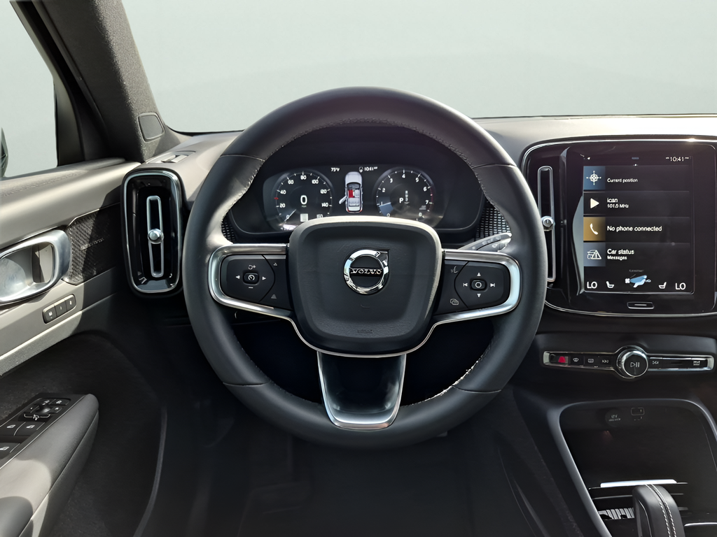 Used Car 2022 Volvo Xc40  R-design For Sale Under $25,000 In Austin, Texas