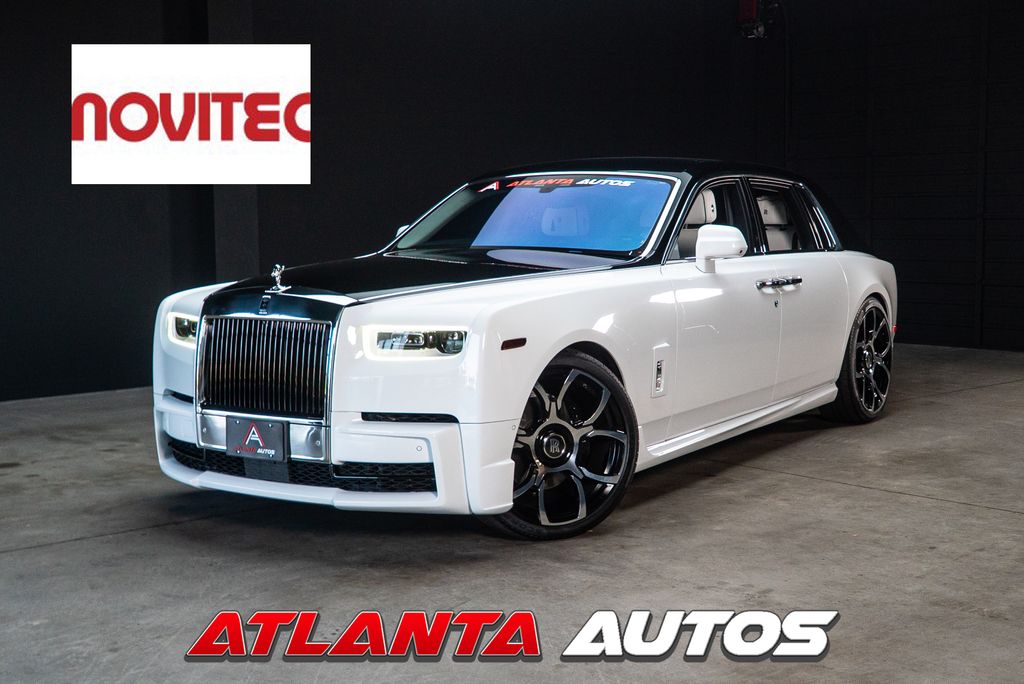 Arctic White 2022 Rolls-Royce Phantom Sedan Rear-Wheel Drive 8-Speed Automatic