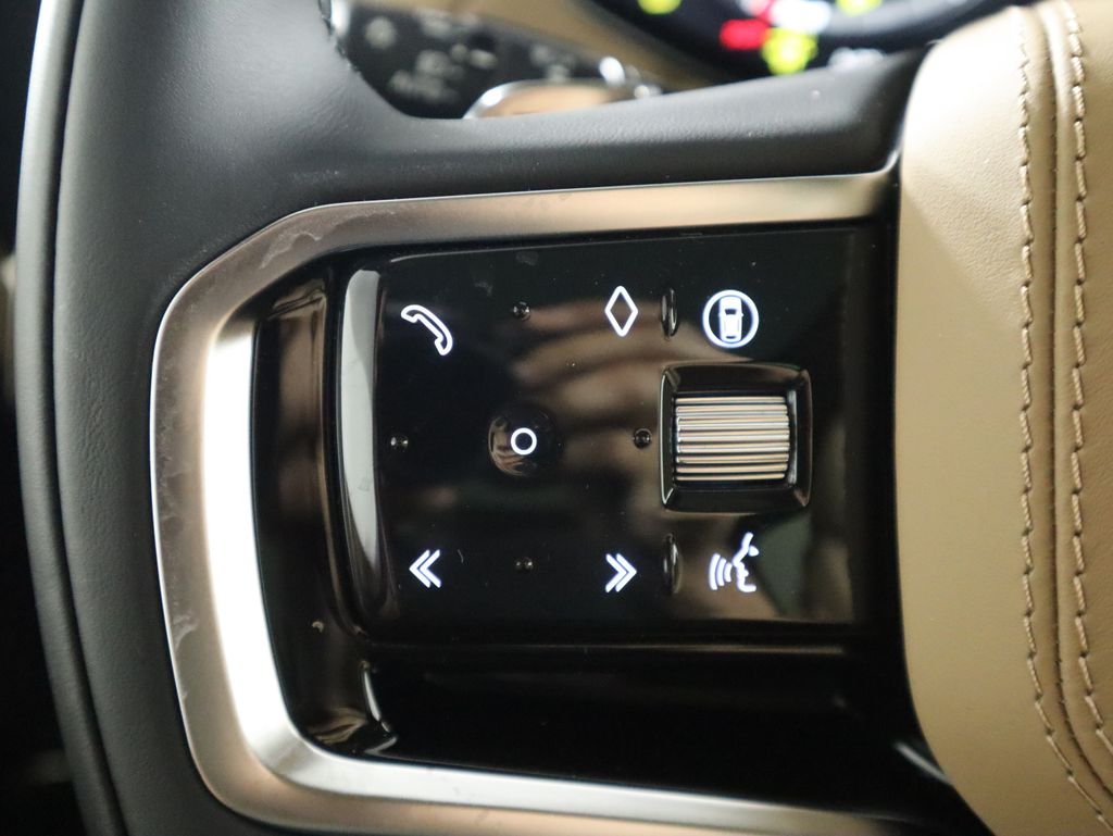 2025 Land Rover Range Rover Sport SE 11