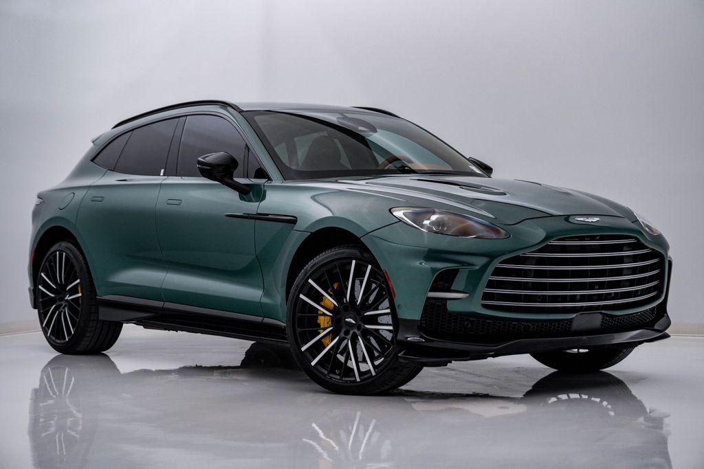 2025 Aston Martin DBX 707 AWD