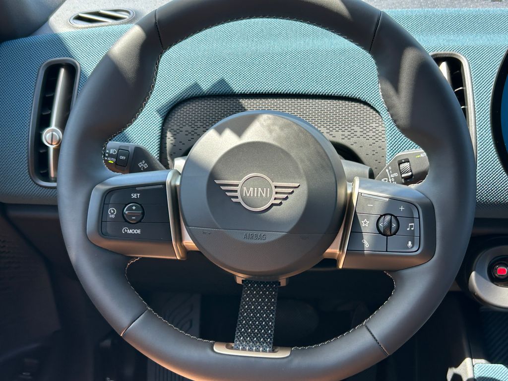 2025 MINI Cooper Countryman Signature 18