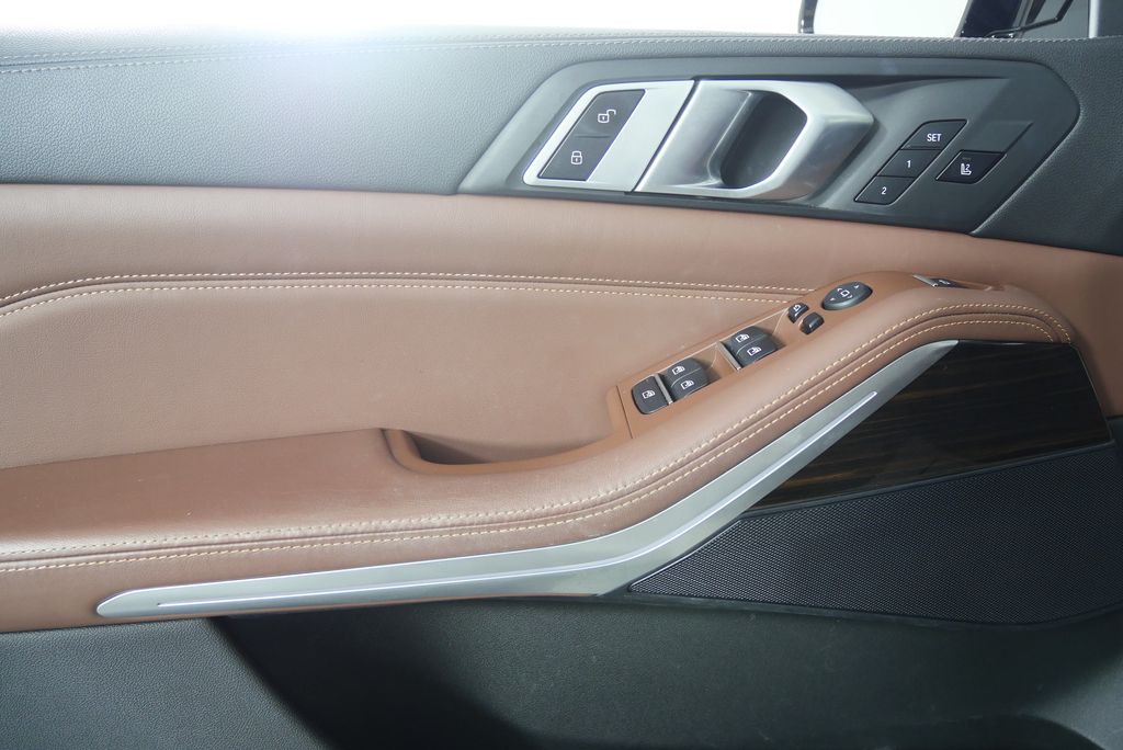 Thumbnail: 2020 BMW X5 - 9