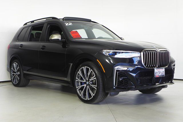 2022 BMW X7 M50i 4