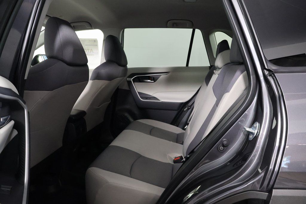 Thumbnail: 2025 Toyota RAV4 - 6
