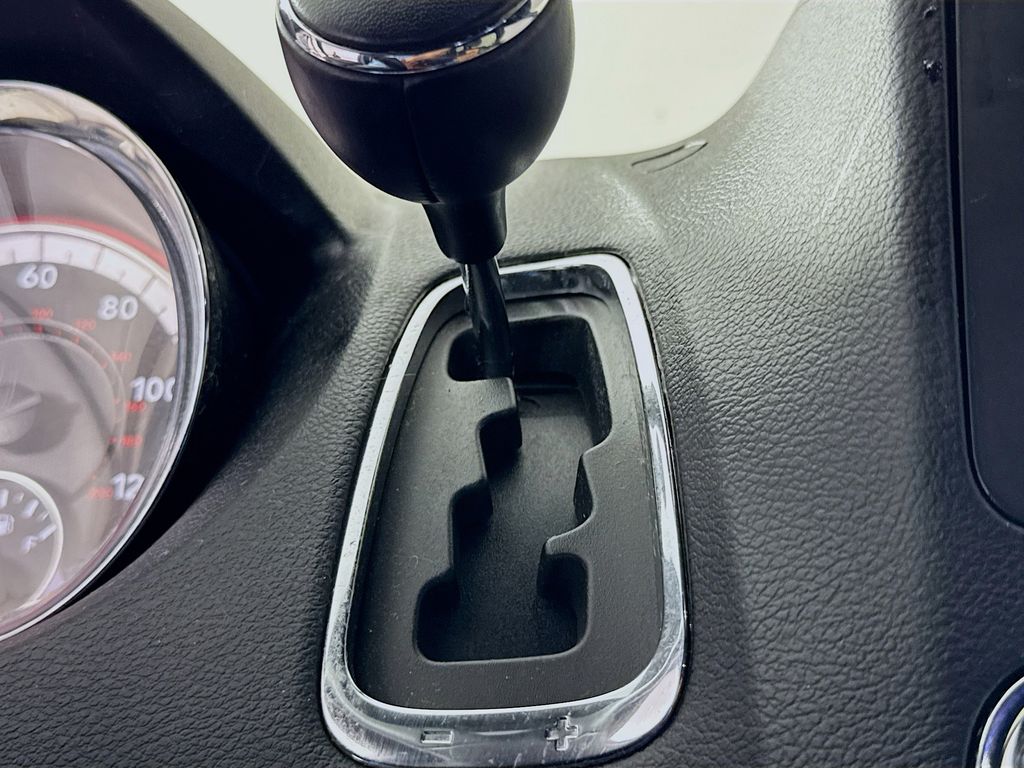 Used Car 2015 Dodge Grand Caravan  R/t For Sale Under $10,000 In Austin, Texas