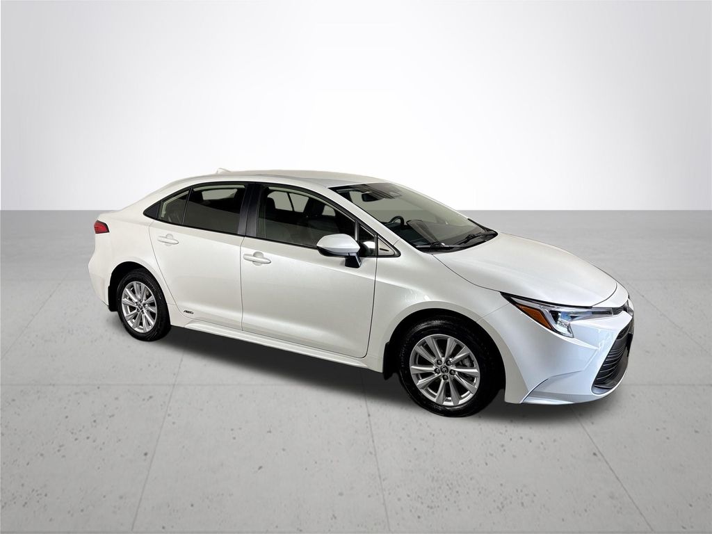 2024 Toyota Corolla Hybrid LE