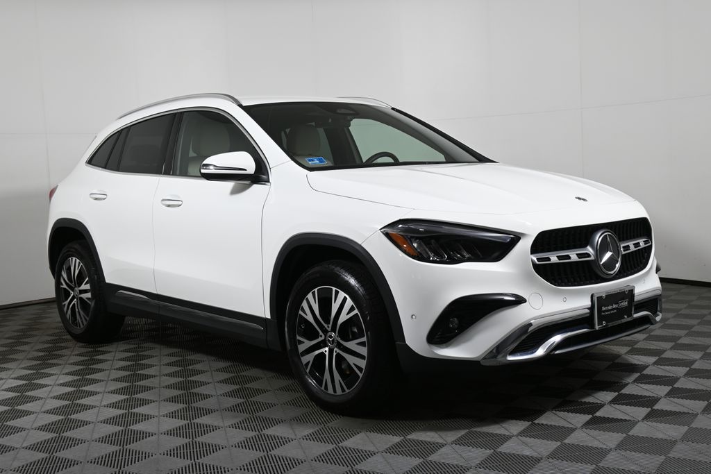 Thumbnail: 2025 Mercedes-Benz GLA - 8