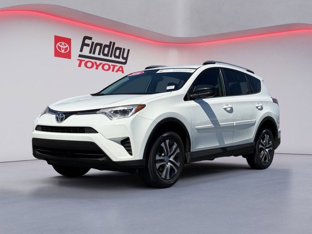 2016 Toyota RAV4 LE AWD's photo