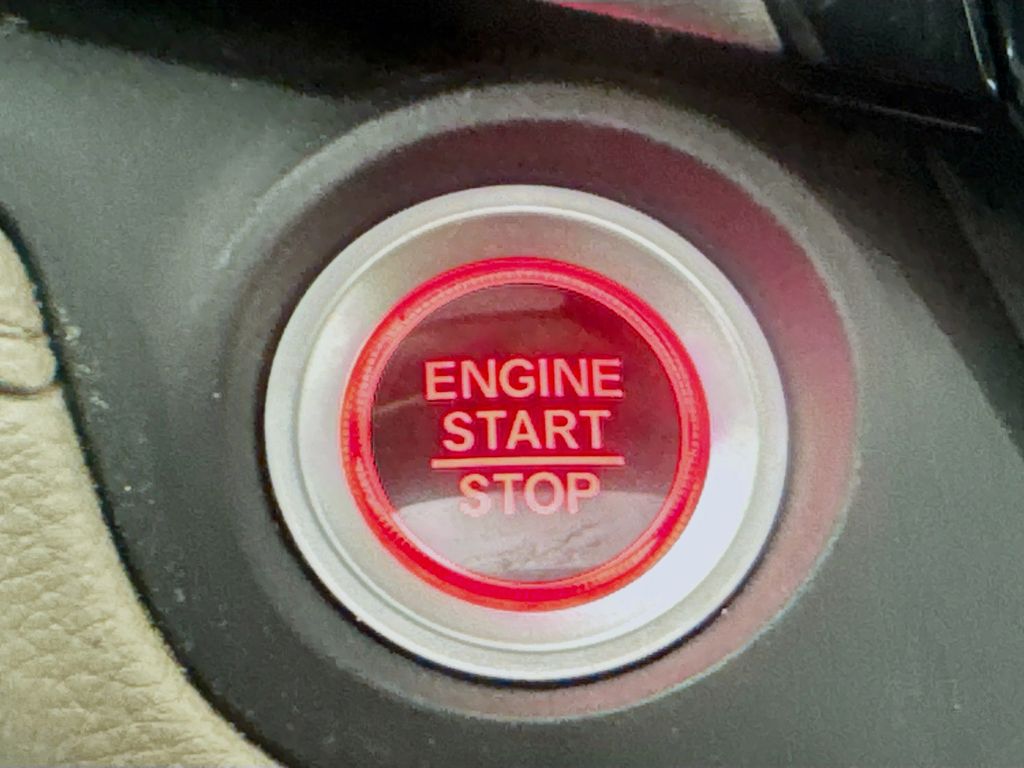 Used Car 2019 Honda Odyssey  Touring For Sale Under $25,000 In Austin, Texas