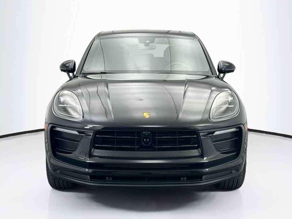 Thumbnail: 2024 Porsche Macan - 8