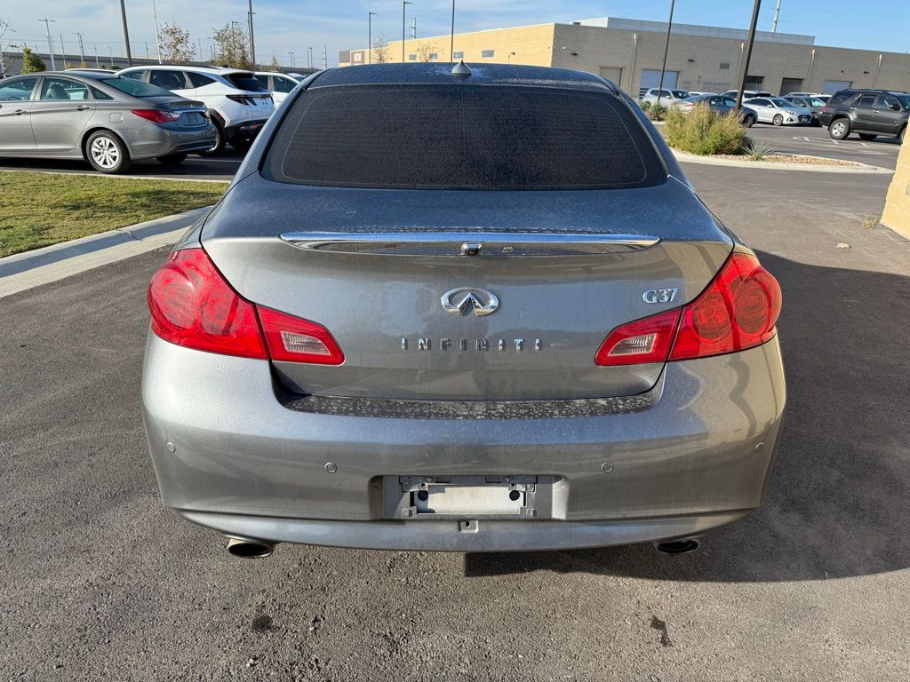 Thumbnail: 2011 INFINITI G37 - 5