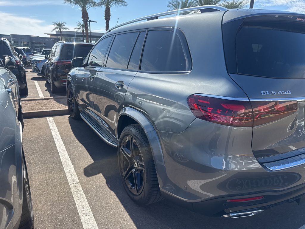 Thumbnail: 2025 Mercedes-Benz GLS - 7