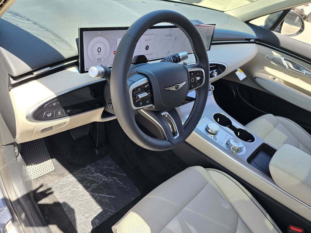 New 2026 Red Genesis 2.5T Select image 14