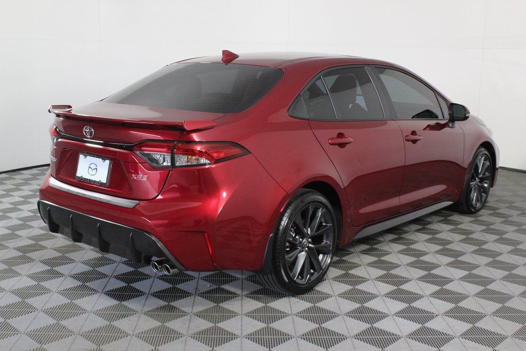 Thumbnail: 2025 Toyota Corolla - 4