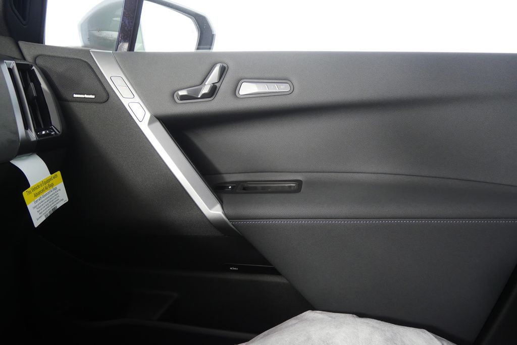 Thumbnail: 2026 BMW iX - 23