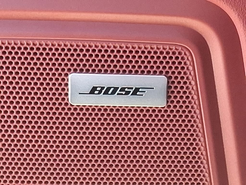 Thumbnail: 2024 Porsche Macan - 28