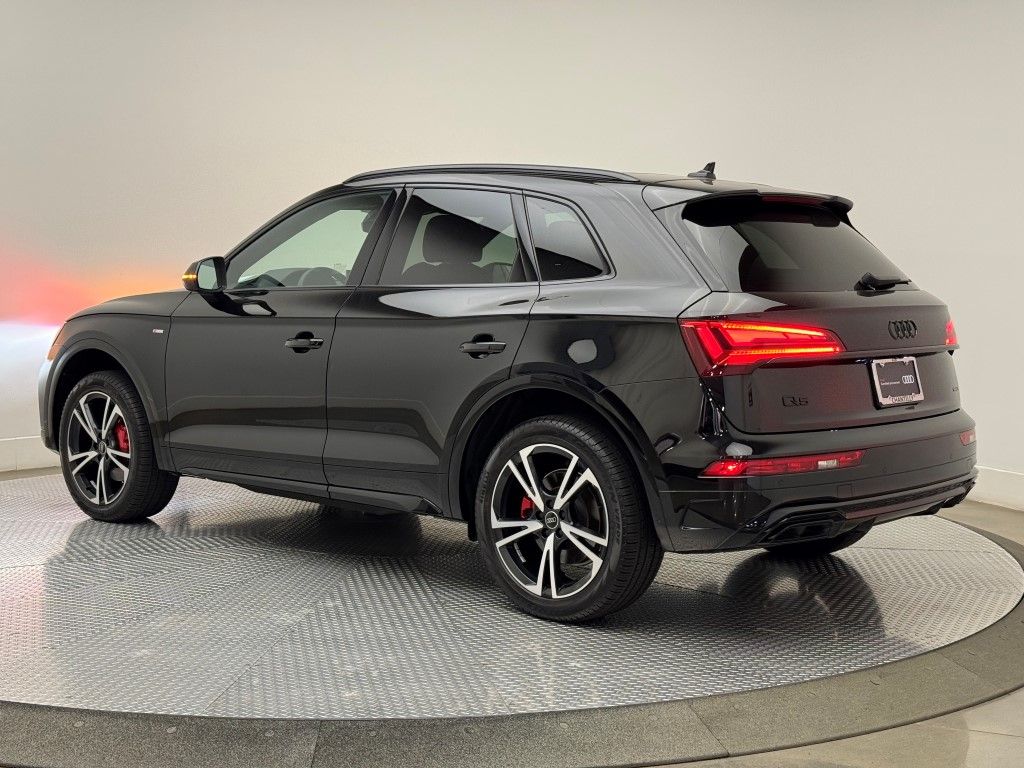 Thumbnail: 2025 Audi Q5 - 9