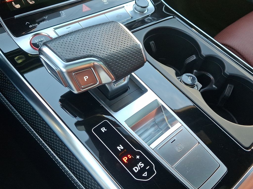 Thumbnail: 2022 Audi SQ8 - 15