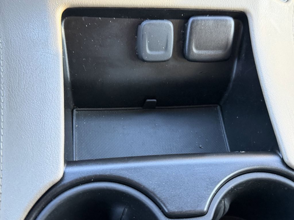 used 2019 GMC Yukon XL car, priced at $23,692