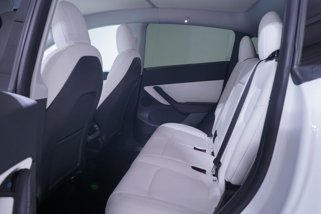 2021 Tesla Model Y Long Range 9