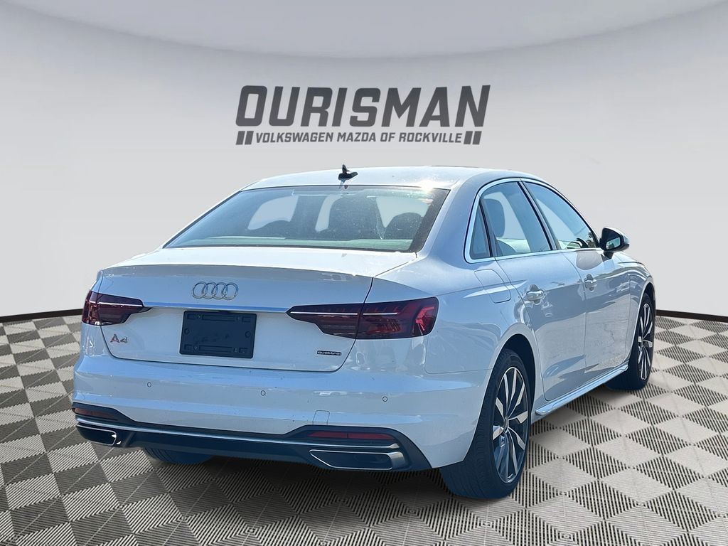 2022 Audi A4 40 Premium Plus photo