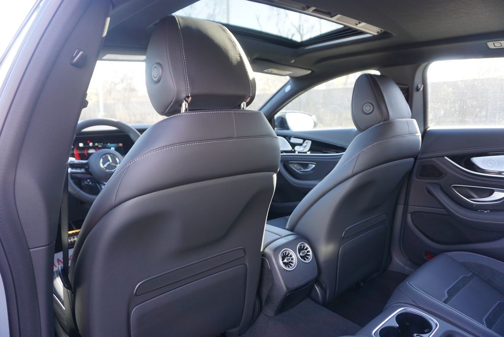 Thumbnail: 2026 Mercedes-Benz AMG GT - 14