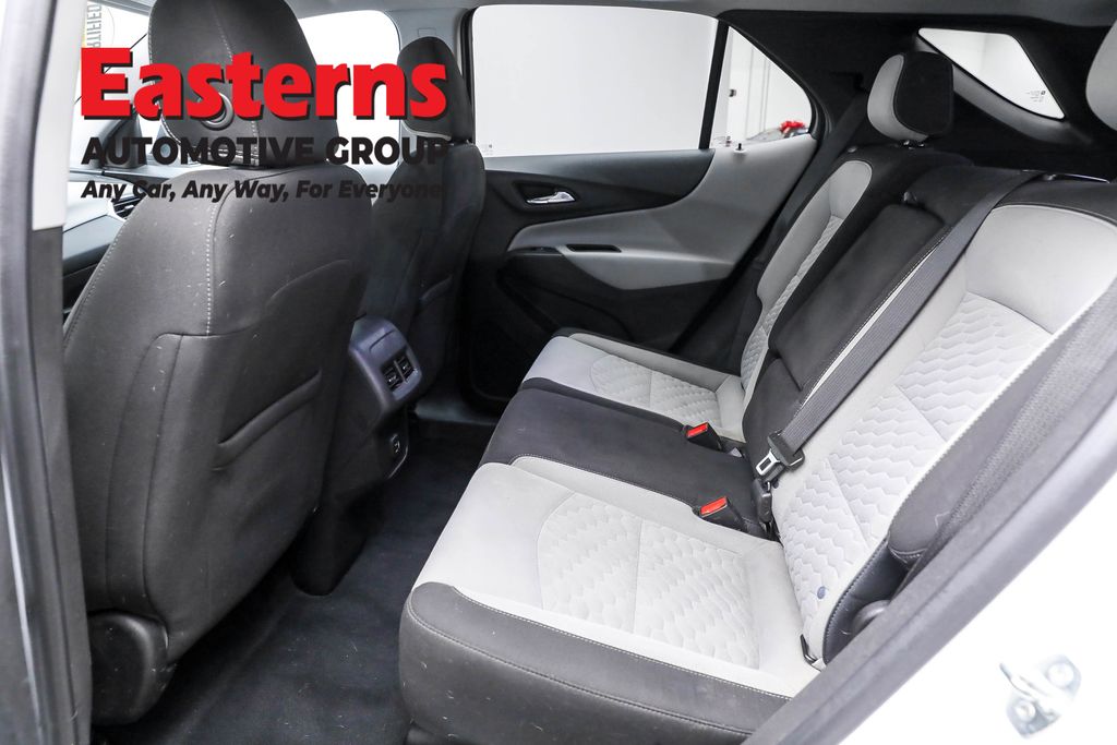 Used 2021 White Chevrolet LT image 21