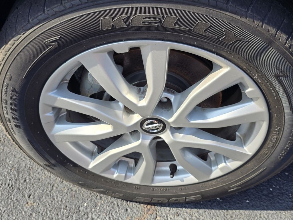 Used 2021 Black Nissan S image 23